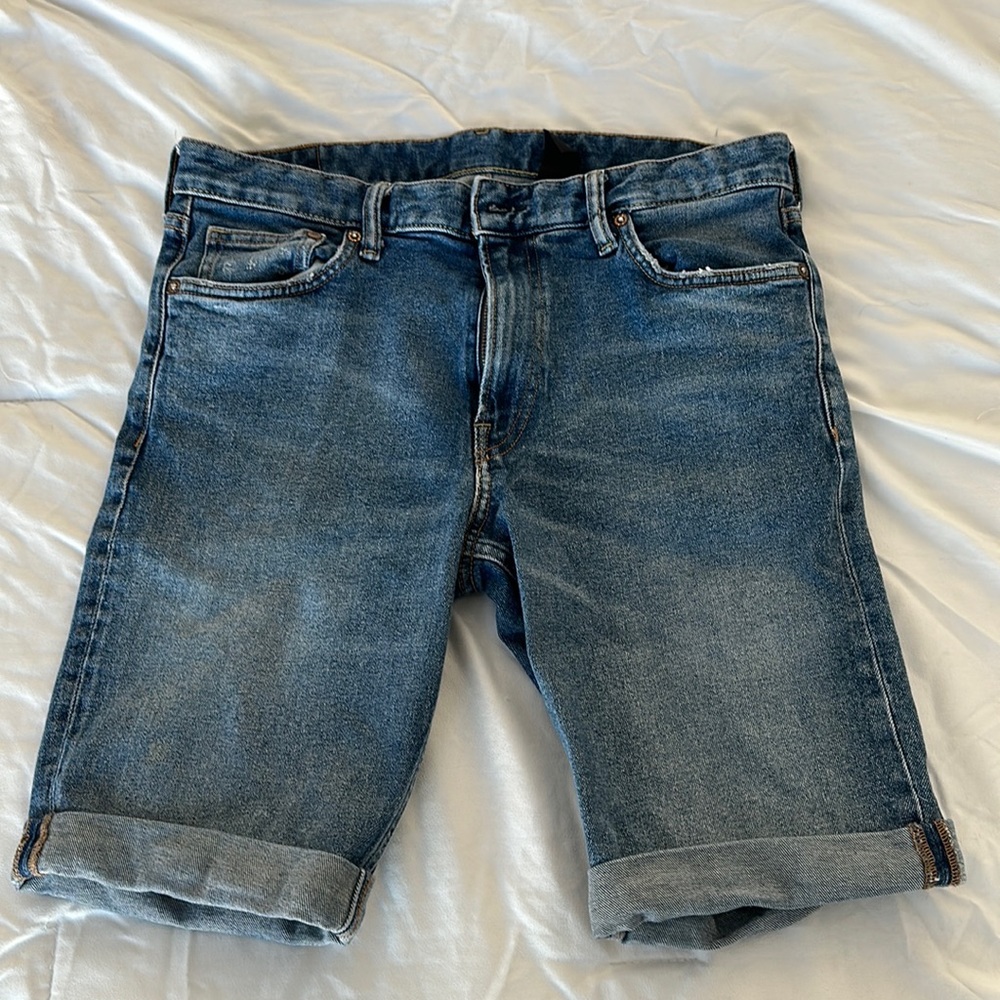 H&M Slim Fit Men’s Shorts